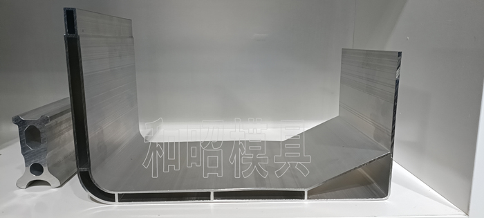 工業(yè)型材2.jpg